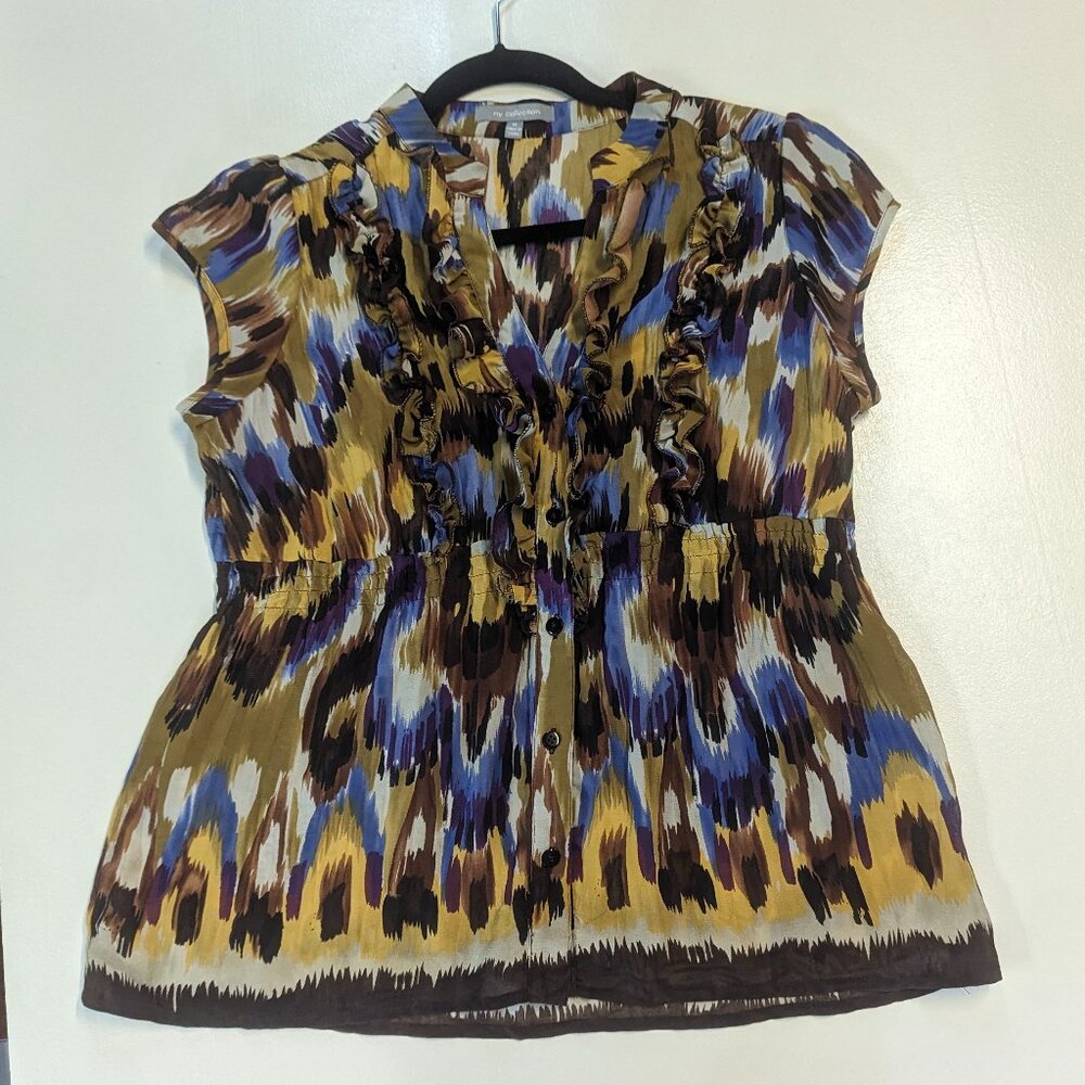 NY Collection Size Medium Buttoned Top